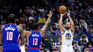 Match terbaik NBA 2025 antara Warriors vs Kings dengan comeback dramatis